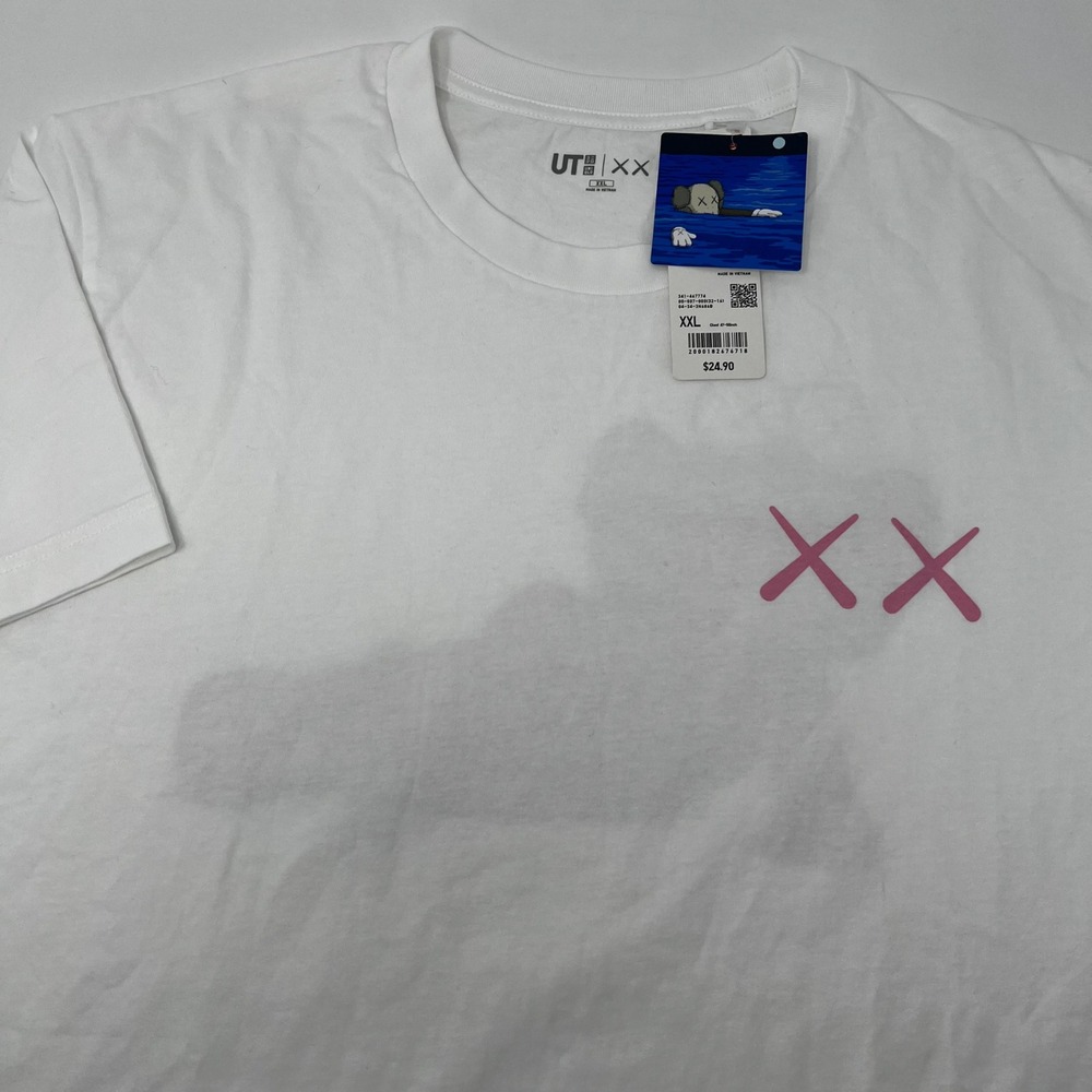 Uniqlo‎ UT x KAWS Pink Graphic T-Shirt White Mens XXL NWT